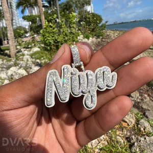 Colgante Personalizado con Nombre en Dos Tonos, Letra Personalizada, Moissanita VVS, Plata 925, Chapado en Oro de 18K, GCI IDGL - Product Image 3