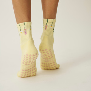 <b>Custom</b> Logo Women's Anti Slip Crew <b>Socks</b> Floral Ribbed <b>Grip</b> Yoga Pilates Workout <b>Socks</b> - Product Image 3