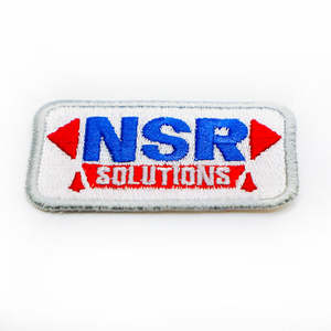 Badges brodés personnalisés avec logo, patchs brodés avec support thermocollant - Product Image 6