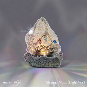NMIXX - [ STRANGE MUSE ] อัลบั้ม EP เล่มที่ 6 (รุ่น LIGHT) อัลบั้มซีดีเคป๊อปขายดีที่สุดในเกาหลีสำหรับทุกวัย - Product Image 3
