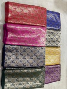 Tissu brocart jacquard non tissé élégant Banaras pour vêtements de mariage haut de gamme et accessoires de mode - Product Image 5