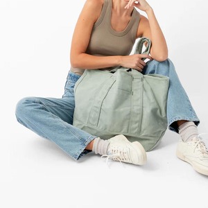 Sac fourre-tout tendance pour femme, personnalisable, 100% toile de coton, économique et réutilisable, avec fermeture ouverte - Product Image 5