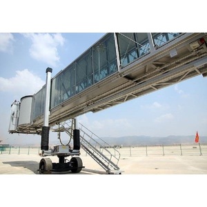 Neumático Sólido 4.00-8 para Uso en Puente de Embarque de Aeropuerto - Product Image 4