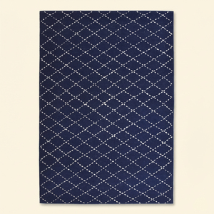 DECORDEC Tapis en laine fait main bleu marine et ivoire à motif losanges, antidérapant, écologique, géométrique moderne pour salon - Product Image 1