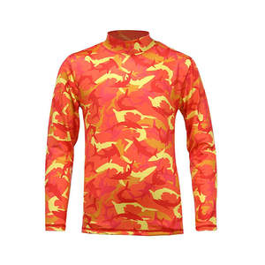 Camiseta de Pesca con Cuello Alto, Sublimada en Naranja y Amarillo, 100% Poliéster Spandex, Manga Larga, UPF 50+, Alto Rendimiento - Product Image 1