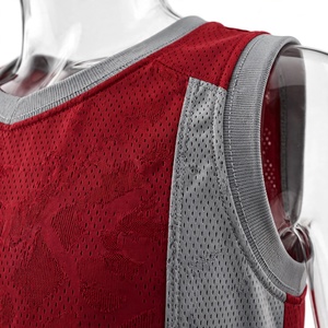Débardeur de baseball pour homme - Rouge bordeaux et gris platine, maille respirante en polyester - Product Image 6