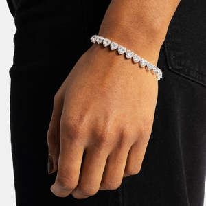 Bracelet tennis en argent sterling 925 avec moissanite taille cœur, couleur D VVS, finition or blanc, bracelet de luxe pour femme - Product Image 2