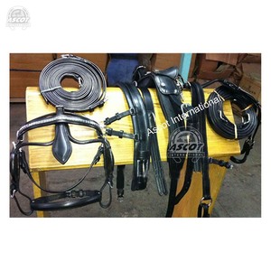 Premium quality <b>Leather</b> Single Horse Driving <b>Harness</b> set with brass studs black brown - Product Image 4