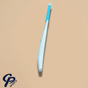 Batte de cricket CP Custom Durable en saule anglais – Qualité professionnelle, sélectionnée à la main, profil de grade 1, embout en bec de canard ambidextre pour un équilibre supérieur - Product Image 5