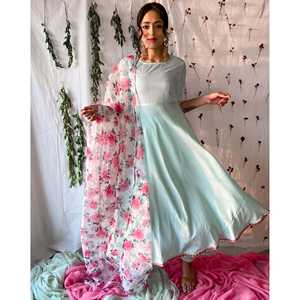 Ensemble de costume en coton respirant bleu océan pour femmes avec dupatta fleuri taille XS - Product Image 6