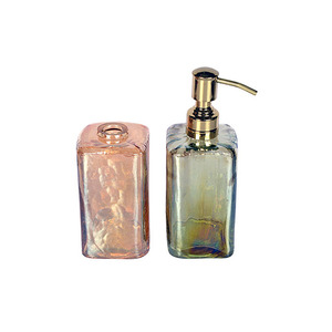 Distributeur de savon liquide en verre décoratif rond de luxe avec pompe dorée métallique pour la maison - Product Image 1