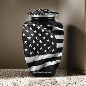 โกศบรรจุอัฐิรูปธงชาติอเมริกัน สไตล์ผู้ใหญ่ สีดำขาว สวยงาม ทำจากอะลูมิเนียม สำหรับงานศพ งานที่ระลึก และเก็บอัฐิ - Product Image 1