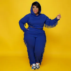 ชุดเซ็ตเสื้อฮู้ดดี้ลายเรียบสำหรับผู้หญิงไซส์พลัส พร้อมพู่ตกแต่ง ผลิตด้วยวิธีการทอผ้าแบบไม่ถักทอ - Product Image 3