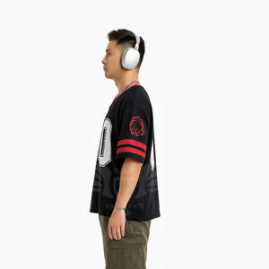 Vente en gros de maillots de football en mesh surdimensionnés pour hommes, streetwear hip-hop, t-shirt de sport à manches courtes - Product Image 3