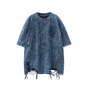 Camiseta de hombre personalizada, lavada y desgastada, de algodón, holgada, estilo urbano, manga corta, con efecto ácido y dobladillo rasgado, estilo hip hop casual. - Product Image 1