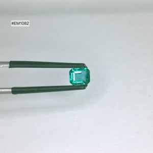 Piedra suelta de esmeralda 100% natural, corte octogonal, 6.20x5.00x4.20mm, gema verde de 0.99ct para anillos, colgantes y pendientes. - Product Image 1