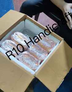 Escultura de Escritorio Ovalada de Resina Amarilla Ámbar Hecha a Mano, Material Sólido, Segmentos de Cadena Enlazados, Decoración de Interiores para Hogar y Oficina - Product Image 3