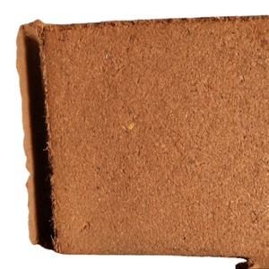 Bloque de Turba de Coco de Calidad de Exportación 5KG 650GM |   Absorbente de Nutrientes |   RENDIMIENTO CONFIABLE |   EXPORTADOR DE LA INDIA GEEWIN EXIM - Product Image 5