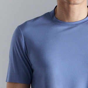 Camiseta de algodón de inspiración atlética para hombre, tela de textura suave, cuello redondo / Camiseta informal de color liso para uso diario, precio de fábrica - Product Image 3