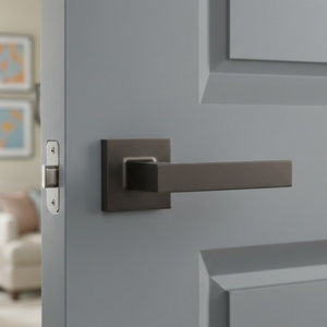 Ensemble de poignées de porte en acier inoxydable de qualité supérieure HI SAFE |   Cylindre de serrure durable de qualité ANSI 1, finition zinguée, 1 clé, entraxe 50 mm, PVD - Product Image 2