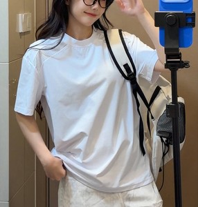 เสื้อยืดผู้ชายผ้าตาข่ายระบายอากาศ แห้งเร็ว ทรงหลวม คอกลม สไตล์ลำลอง ผลิตจากโรงงานในบังคลาเทศและจีน รับสกรีนโลโก้ - Product Image 4