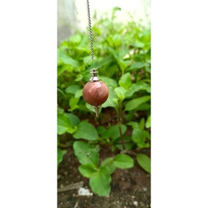 Calidad de exportación India Aventurina roja y torre de cuarzo transparente Collares de joyería de cristal tallado Recuerdos de Feng Shui - Product Image 4