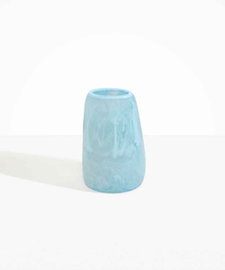 Vase Moderne Bleu en Résine Écologique Fait Main Brillant Grande Capacité Forme Irrégulière avec Orchidée Blanche Artificielle Élégant pour Table de Maison - Product Image 4