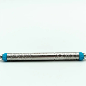 เครื่องมือขูดหินปูนแบบแมนนวล รุ่น Gold Tips Posterior Sickle Scaler 204s ทำจากสแตนเลสสตีล ใช้ซ้ำได้ สำหรับงานทันตกรรมบริเวณสะพานฟันที่บอบบาง - Product Image 5