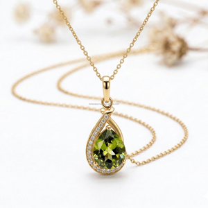 Collar con Colgante de Peridoto Verde Brillante, Plata de Ley, Signo Zodiacal de Agosto, Prosperidad, Diseño Elegante de Joyería Fina - Product Image 3