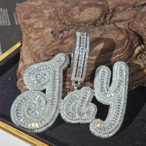 Collier chaîne Hip Hop unisexe en argent 925 plaqué rhodium avec pendentif lettre personnalisé Jay, breloque à thème en cristal taille brillant pour usage quotidien - Product Image 3