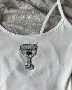Haut en coton fait main avec broderie de fruits perlés, vêtements d'été, artisanat de broderie - Product Image 2