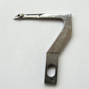 30290 PIEZAS DE MÁQUINA DE COSER DOMÉSTICA DE HOGAR LOOPER INFERIOR - Product Image 1