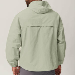 เสื้อแจ็คเก็ตกันลมมีฮู้ดน้ำหนักเบาสำหรับผู้ชาย สีพื้น แขนยาว ซิปด้านหน้า สวมใส่สบายๆ สำหรับฤดูใบไม้ผลิ มีกระเป๋าข้าง - Product Image 4