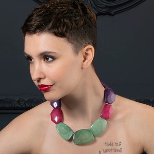 Collar de Resina Hecho a Mano para Mujer, Diseño de Moda con Temática Artística de la India, Joyería de Moda para Chicas - Product Image 1