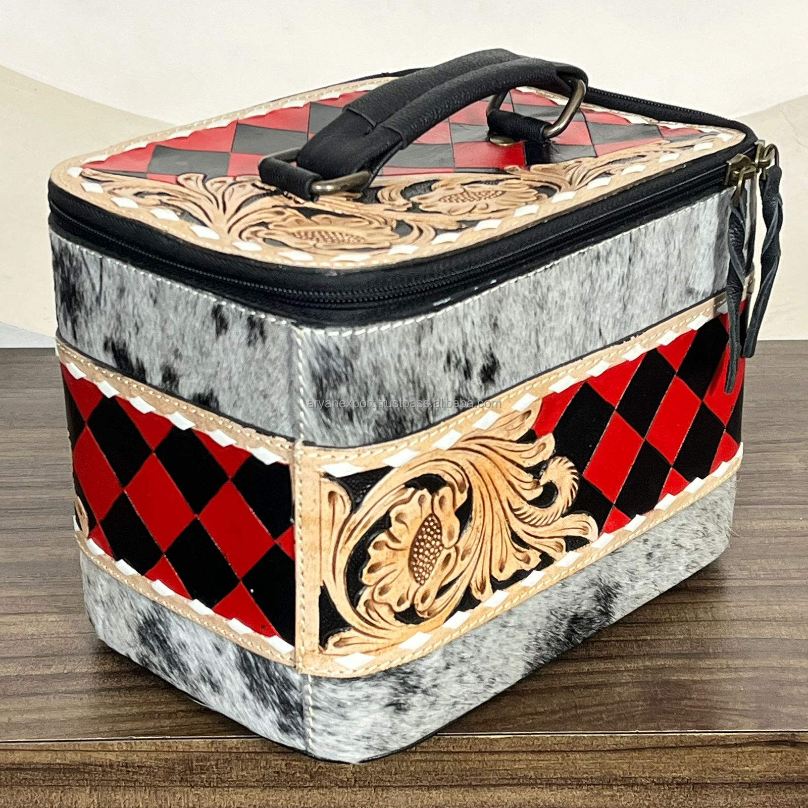 ลายตารางหมากรุกสีแดงดำ