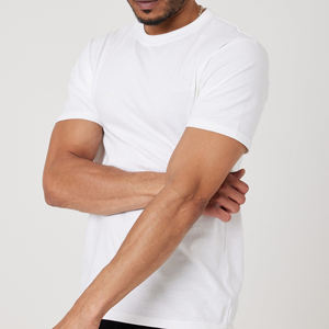 Camiseta de algodón para hombre, cuello redondo, manga corta, diseño liso, bordada, personalizada, al por mayor, de poliéster y algodón. - Product Image 1