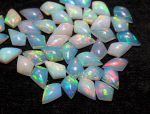 Opale en forme de cerf-volant, pierre naturelle d'Éthiopie, 11x7mm, cabochon, jeu de couleurs multicolores pour la fabrication de bijoux en gros - Product Image 5