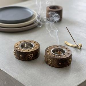 Quemador de Incienso Bakhoor con Aroma a Madera de Oud y Caramelo, Forma de Cuenco Decorativo con Interior Metálico, Decoración Artística y Cultural para Mesa - Product Image 2