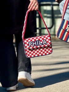 Sac à bandoulière perlé personnalisé en gros, sac à main sport fantaisie pour femme, sac de soirée tendance, sac bandoulière pour le jour du match pour fille - Product Image 2