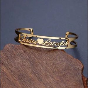 Bracciale Personalizzato in Acciaio Inossidabile con Nome, Gioielli alla Moda con Charm - Product Image 4