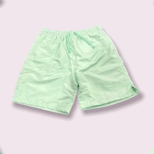 Shorts de sport décontractés personnalisés pour hommes en nylon et polyester, avec cordon de serrage, poche intégrée, écologiques, anti-UV et séchage rapide - Product Image 5
