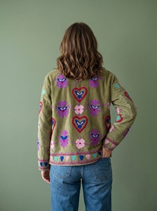 Chaqueta Bordada Verde Oliva para Mujer, Motivos Florales y de Corazones Coloridos, Ropa Exterior de Moda Boho Folk Art - Product Image 4