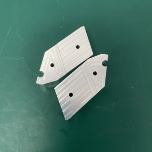 อุปกรณ์จับยึด CNC แบบกำหนดเอง อลูมิเนียม 6061-T6 ความแม่นยำสูง สำหรับงานกลึงอุตสาหกรรม ผู้ผลิต OEM ODM - Product Image 1
