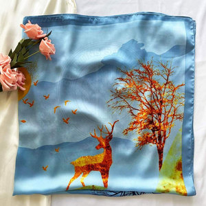 Pañuelo de seda ligero, accesorio de moda para el cuello, el cabello, los hombros y la ropa diaria. - Product Image 4