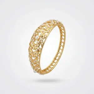 Bracelet manchette plaqué or à motif floral avec perles, style classique, serti clos, imitation perle indienne, bijoux de mariage pour femme - Product Image 2
