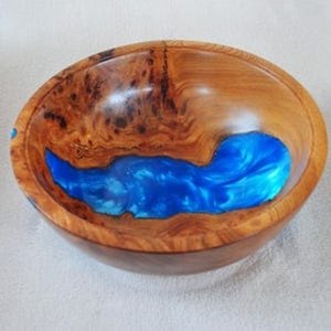 Handcrafted resin wood bowl <b>epoxy</b> decorative fruit bowl modern home decor glossy finish <b>table</b> centerpiece - Product Image 4