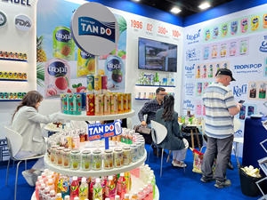 Tan Do's Brand 330ml Tropical Natural Juice Drink Mango OEM Accepted Vietnam- Available Pulp-Free Sample Design <b>Bottle</b> 100% Pure - Product Image 3