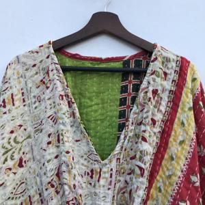 Caftán Largo de Algodón Vintage Hecho a Mano con Trabajo Kantha, Diseño Moderno y de Alta Calidad para Exportación - Product Image 3