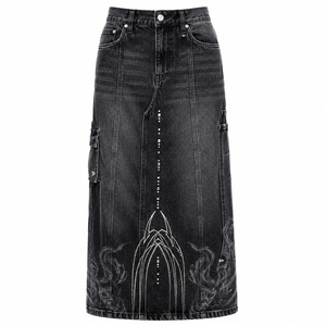 Jupe cargo en jean gothique pour femme, style Y2K, noire délavée, longueur midi, taille haute, poches utilitaires, rivets, streetwear - Product Image 1