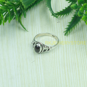 Natural <b>Garnet</b> Gemstone 925 Sterling <b>Silver</b> <b>Ring</b> Handmade Oval Cabochon <b>Garnet</b> <b>Ring</b> for Women Vintage Designer Red Stone Jewelry - Product Image 3